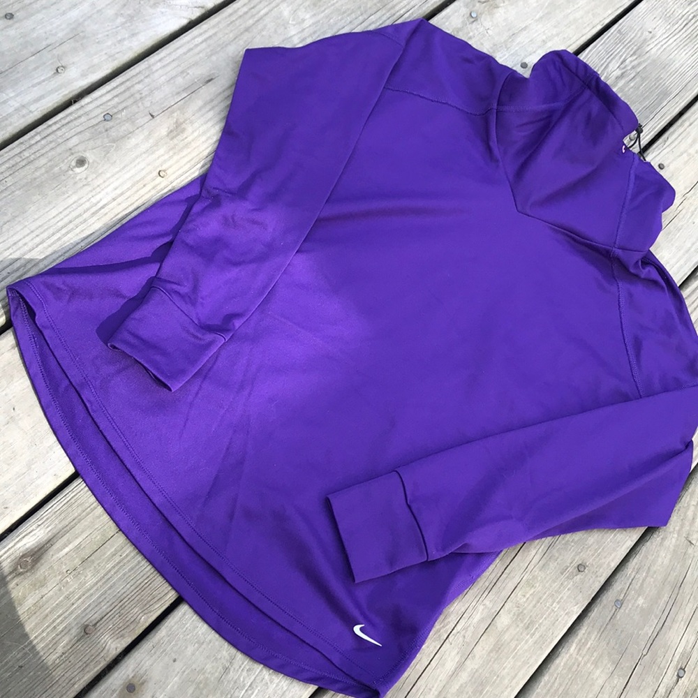 COPY - Nike pullover
